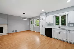 152 Crestwood Dr, East Dundee, IL 60118 - Photo 13