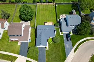 425 Hobart Dr, South Elgin, IL 60177 - Photo 5
