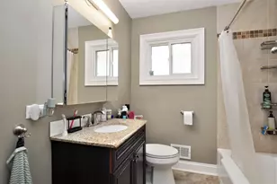 7226 W Conrad Ave, Niles, IL 60714 - Photo 13