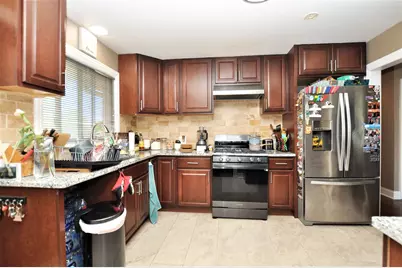 7226 W Conrad Avenue, Niles, IL 60714 - Photo 9