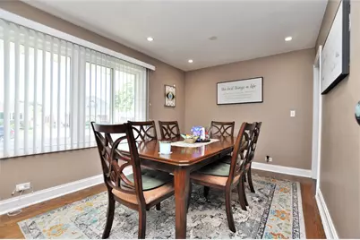 7226 W Conrad Avenue, Niles, IL 60714 - Photo 7