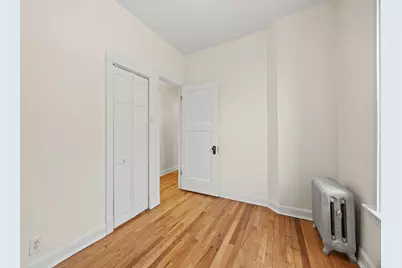 1223 E Hyde Park Boulevard #3, Chicago, IL 60615 - Photo 25