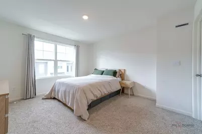 605 Acadia Avenue, Mundelein, IL 60060 - Photo 11