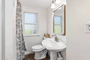 S611 Cedar Ave, Elmhurst, IL 60126 - Photo 13