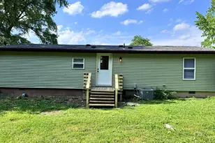 4372 Cartter Rd, Kell, IL 62853 - Photo 5