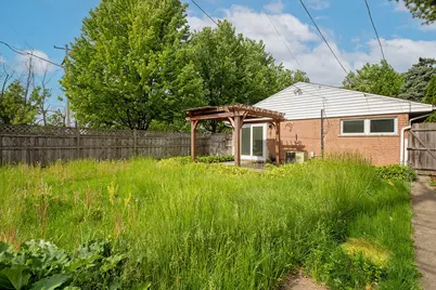 7440 W Everell Avenue, Chicago, IL 60631 - Photo 13