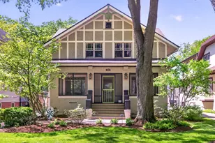 130 Gale Ave, River Forest, IL 60305 - Photo 1
