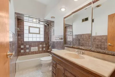 4605 Jerome Avenue, Skokie, IL 60076 - Photo 11