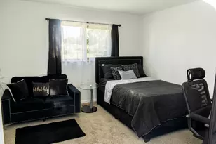 72 S Ruga Ct, Addison, IL 60101 - Photo 9