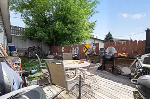 110 W Valley View Dr, McHenry, IL 60051 - Photo 25