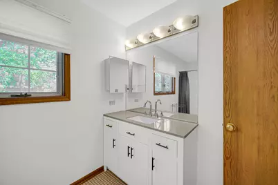 1214 S Parkside Drive, Palatine, IL 60067 - Photo 19
