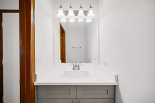 1214 S Parkside Dr, Palatine, IL 60067 - Photo 17
