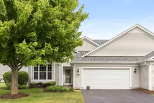 820 Treetop Ln, Shorewood, IL 60404 - Photo 1