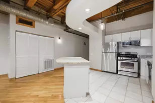 732 S Financial Pl, Chicago, IL 60605 - Photo 3