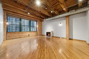 732 S Financial Pl, Chicago, IL 60605 - Photo 5