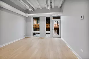 4637 N Ashland Ave, Chicago, IL 60640 - Photo 11