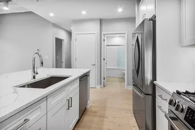 4637 N Ashland Avenue #302, Chicago, IL 60640 - Photo 5