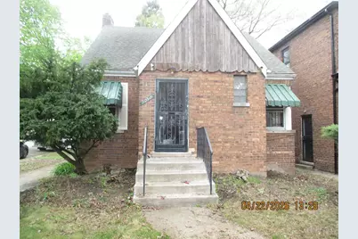 9058 S Jeffery Boulevard, Chicago, IL 60617 - Photo 1