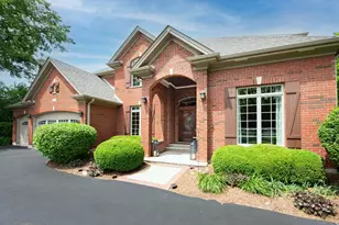28616 W Park Dr, Barrington, IL 60010 - Photo 3