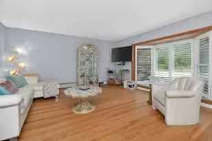 2936 Sunnyside Ave, Westchester, IL 60154 - Photo 3