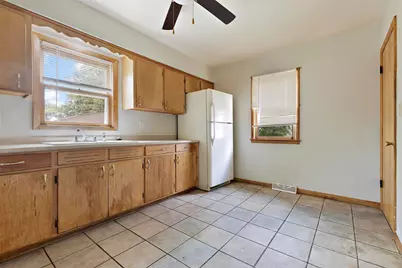 2412 Midway Drive, Rockford, IL 61103 - Photo 5