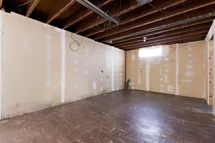2412 Midway Dr, Rockford, IL 61103 - Photo 11
