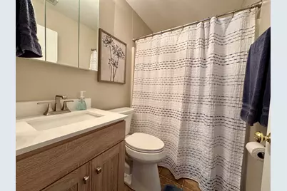 315 Maplewood Drive, Lakemoor, IL 60051 - Photo 31