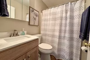 315 Maplewood Dr, Lakemoor, IL 60051 - Photo 31