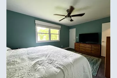 315 Maplewood Drive, Lakemoor, IL 60051 - Photo 17