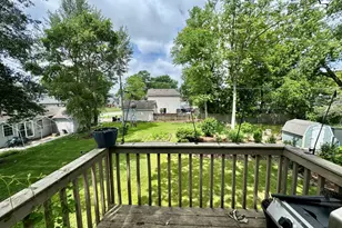 315 Maplewood Dr, Lakemoor, IL 60051 - Photo 37