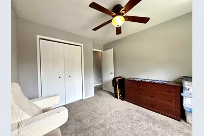 315 Maplewood Drive, Lakemoor, IL 60051 - Photo 23