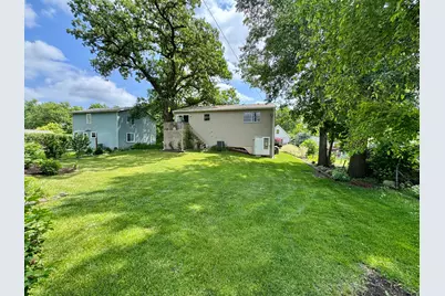 315 Maplewood Drive, Lakemoor, IL 60051 - Photo 41