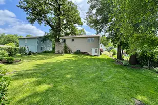 315 Maplewood Dr, Lakemoor, IL 60051 - Photo 41