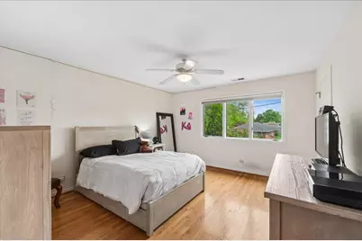 90 Boardwalk Place, Park Ridge, IL 60068 - Photo 11