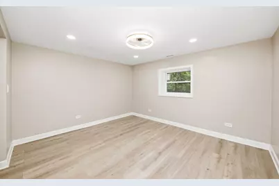 1302 S Lawler Avenue, Lombard, IL 60148 - Photo 17