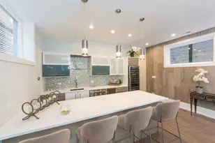 2125 W Erie St, Chicago, IL 60612 - Photo 31