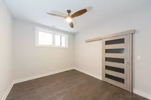 2125 W Erie St, Chicago, IL 60612 - Photo 33