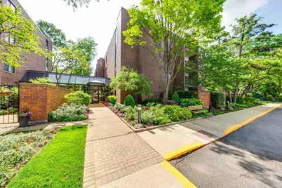 2200 Bouterse Street #407, Park Ridge, IL 60068 - Photo 3