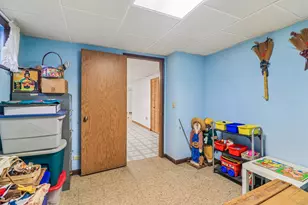 1512 Elm Ave, Round Lake Beach, IL 60073 - Photo 25