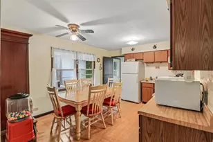 1512 Elm Ave, Round Lake Beach, IL 60073 - Photo 9