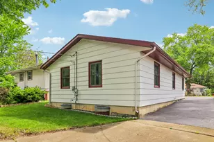 1512 Elm Ave, Round Lake Beach, IL 60073 - Photo 33