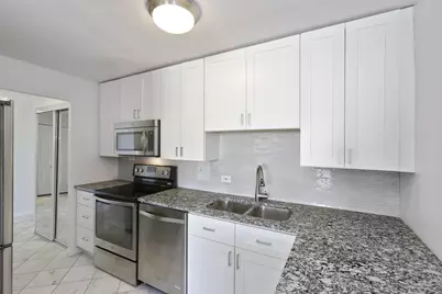 5701 N Sheridan Road #22H, Chicago, IL 60660 - Photo 3