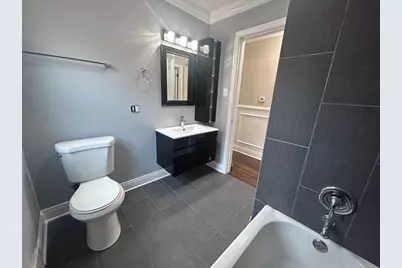 12211 S Lafayette Avenue, Chicago, IL 60628 - Photo 7