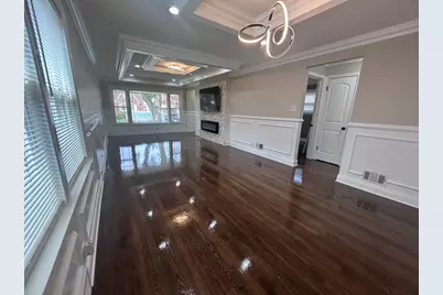 12211 S Lafayette Avenue, Chicago, IL 60628 - Photo 3