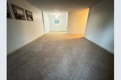 1800 Huntington Boulevard #206, Hoffman Estates, IL 60169 - Photo 9