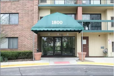 1800 Huntington Boulevard #206, Hoffman Estates, IL 60169 - Photo 3
