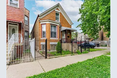1140 N Ridgeway Avenue, Chicago, IL 60651 - Photo 1