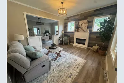 909 W Prairie Street, Marion, IL 62959 - Photo 3