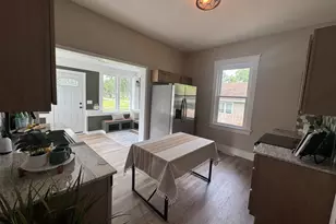 909 W Prairie St, Marion, IL 62959 - Photo 13