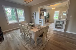 909 W Prairie St, Marion, IL 62959 - Photo 9
